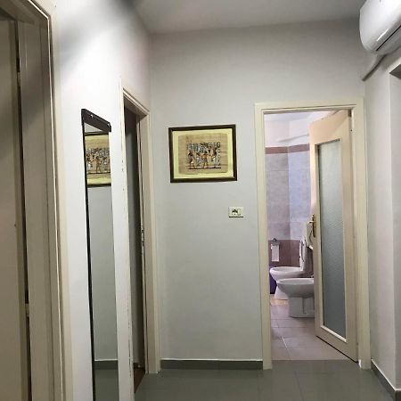 Appartement Proper House Iva à Tirana Extérieur photo