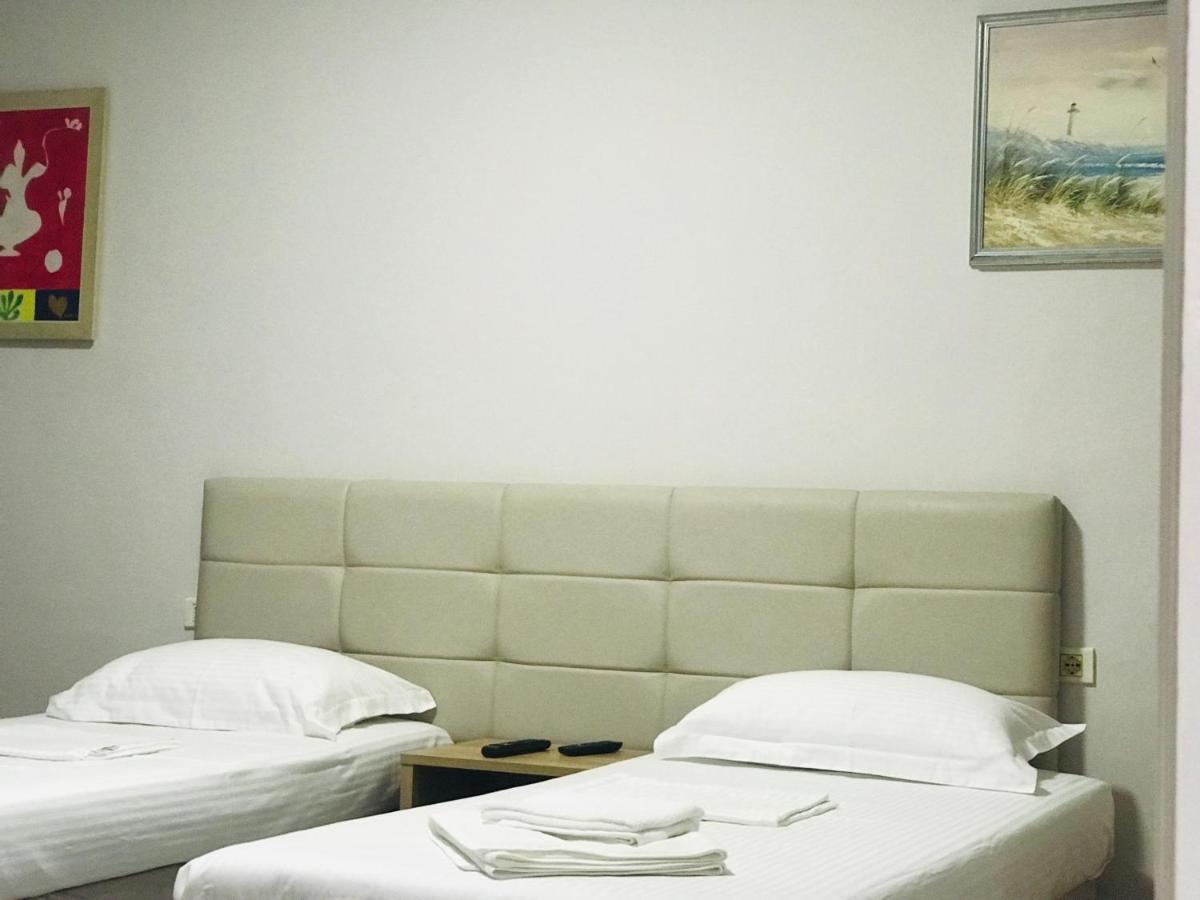 Appartement Proper House Iva à Tirana Extérieur photo